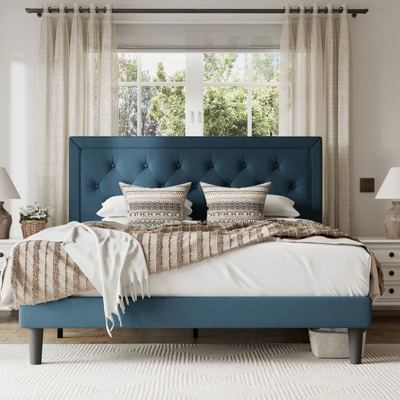 Hegg Tufted Upholstered Platform Bed